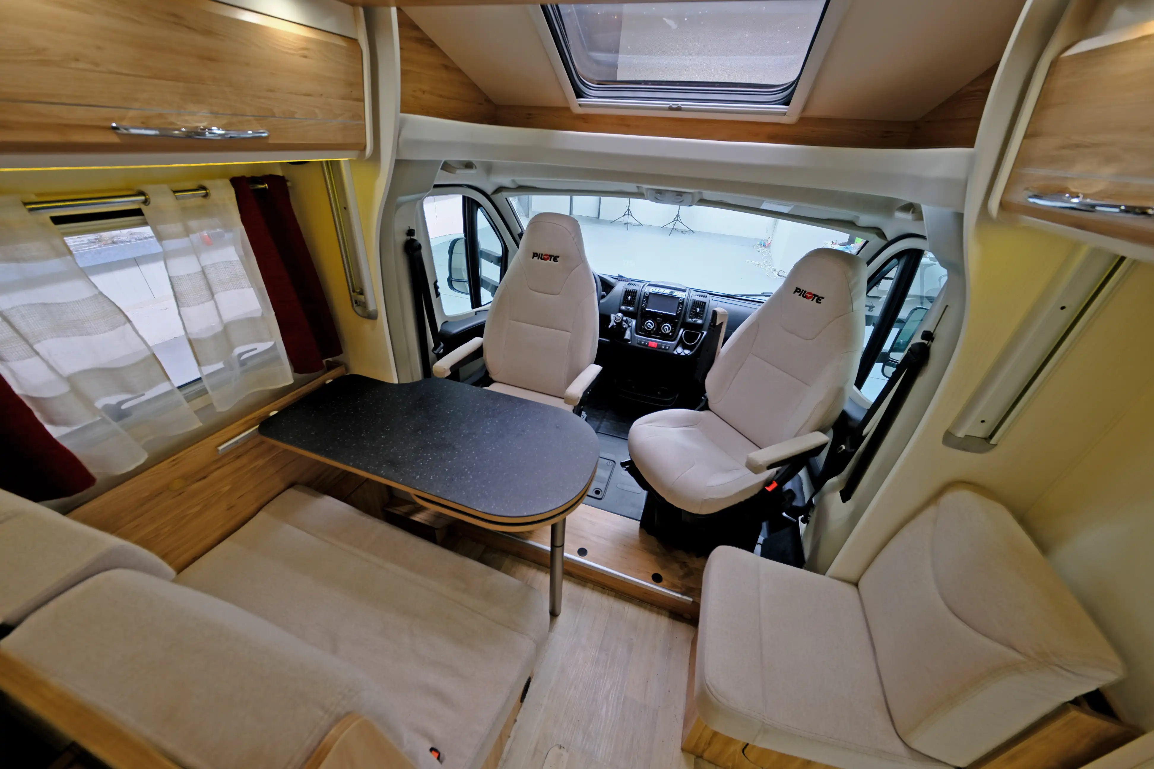 PILOTE Essentiel P 706 GJ